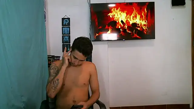 Snapshot of JacobandChloee chatting on 19, 2, 2026 JacobandChloee online show from 19, 2, 2026