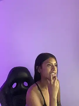  18 laura online show from 12, 1, 2025