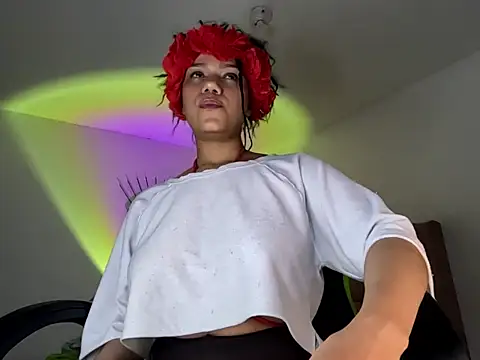 Snapshot of Ale_xandra chatting on 27, 9, 2025 Ale xandra online show from 27, 9, 2025