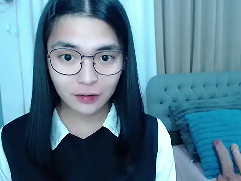 Snapshot of zhaviahale21 chatting on 28, 10, 2025 zhaviahale21 online show from 28, 10, 2025