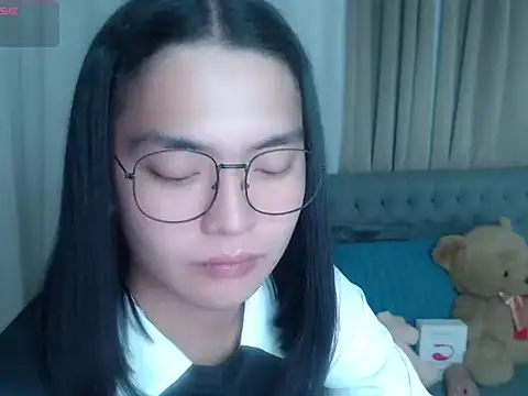 Snapshot of zhaviahale21 chatting on 4, 7, 2026 zhaviahale21 online show from 4, 7, 2026
