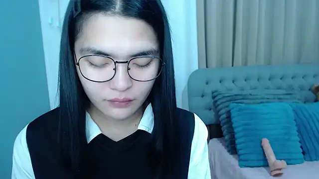 Snapshot of zhaviahale21 chatting on 29, 10, 2025 zhaviahale21 online show from 29, 10, 2025