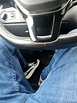 Cem-aus-Nrw-Krefeld online show from 30, 1, 2025