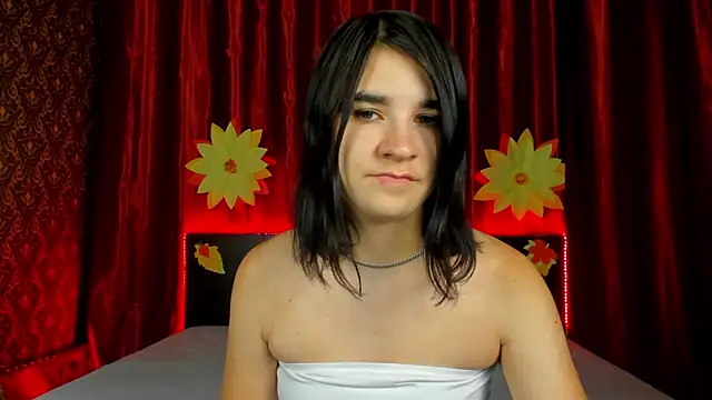  Polly Love  online show from 28, 10, 2025