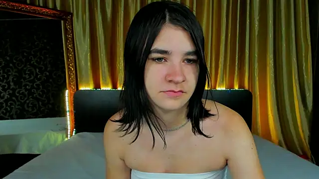  Polly Love  online show from 9, 10, 2025