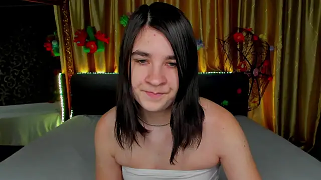  Polly Love  online show from 11, 3, 2026