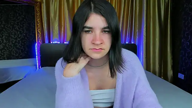  Polly Love  online show from 1, 10, 2025