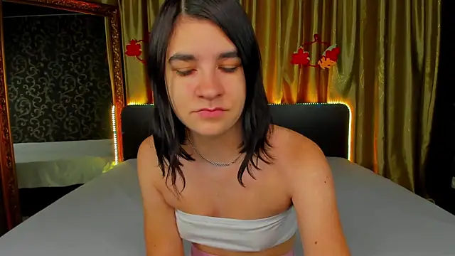  Polly Love  online show from 13, 11, 2025