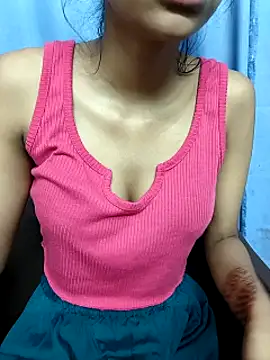 Aradhna cute online show from 2, 3, 2025