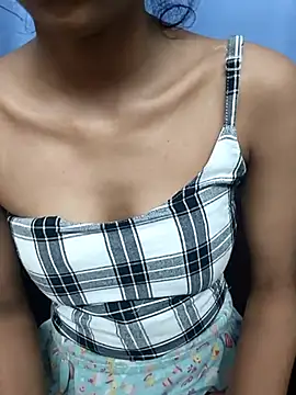 Aradhna cute online show from 24, 2, 2025