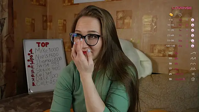 Miatiny online show from 8, 3, 2025