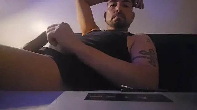 Snapshot of nakedtony81 chatting on 24, 2, 2026 nakedtony81 online show from 24, 2, 2026