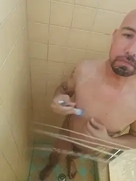 Snapshot of nakedtony81 chatting on 4, 3, 2026 nakedtony81 online show from 4, 3, 2026