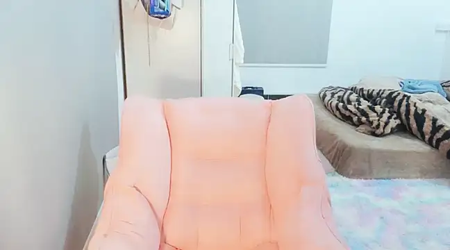 Snapshot of FFFFZ189 chatting on 7, 1, 2025 FFFFZ189 online show from 7, 1, 2025