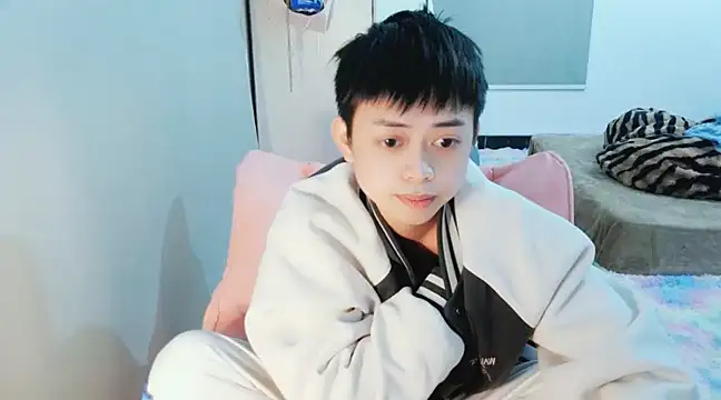 Snapshot of FFFFZ189 chatting on 11, 1, 2025 FFFFZ189 online show from 11, 1, 2025