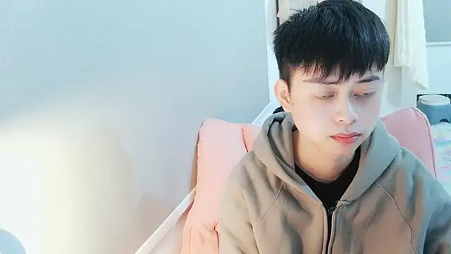 Snapshot of FFFFZ189 chatting on 7, 3, 2025 FFFFZ189 online show from 7, 3, 2025