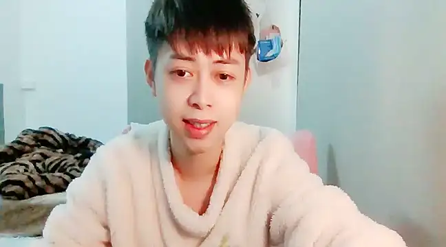 Snapshot of FFFFZ189 chatting on 14, 12, 2024 FFFFZ189 online show from 14, 12, 2024