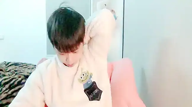 Snapshot of FFFFZ189 chatting on 16, 12, 2024 FFFFZ189 online show from 16, 12, 2024