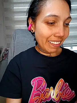 KimPielCanela online show from 14, 10, 2025