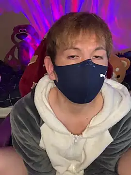 Snapshot of KEI_96 chatting on 27, 12, 2024 KEI 96 online show from 27, 12, 2024