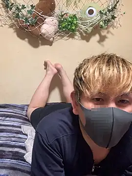 Snapshot of KEI_96 chatting on 24, 10, 2025 KEI 96 online show from 24, 10, 2025