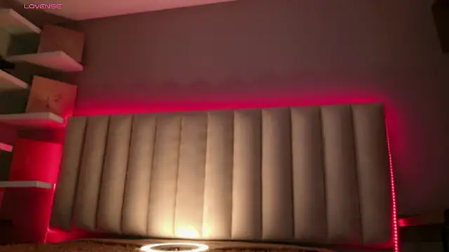 Snapshot of Megan_mooree_ chatting on 19, 6, 2026 Megan mooree online show from 19, 6, 2026