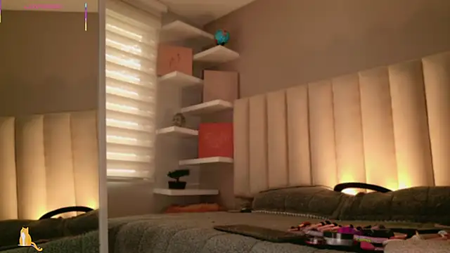 Megan mooree  online show from 11, 10, 2025