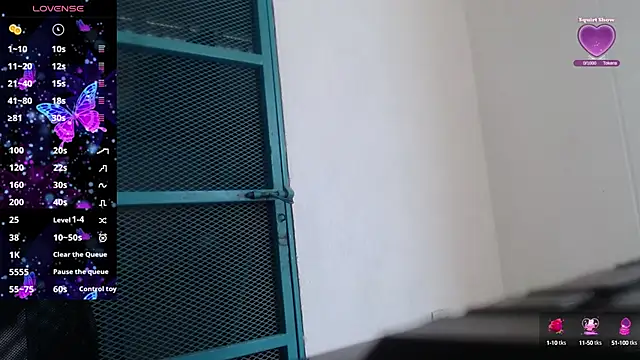 Snapshot of Gabycutee chatting on 18, 10, 2025 Gabycutee online show from 18, 10, 2025