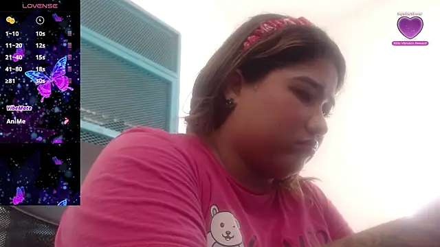 Snapshot of Gabycutee chatting on 3, 10, 2025 Gabycutee online show from 3, 10, 2025