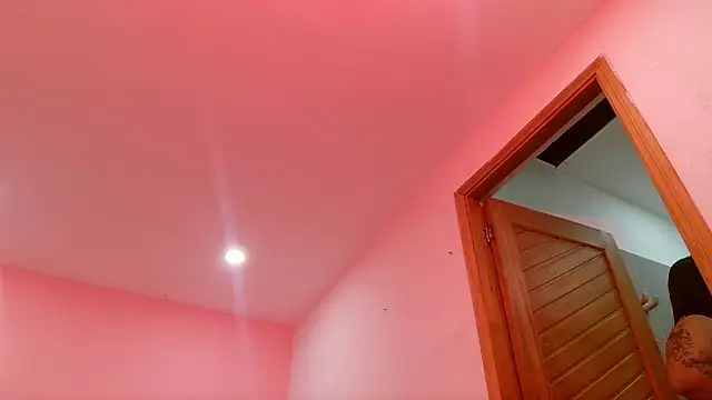 Gabycutee online show from 7, 2, 2026