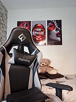 Antonella2 m online show from 27, 3, 2026