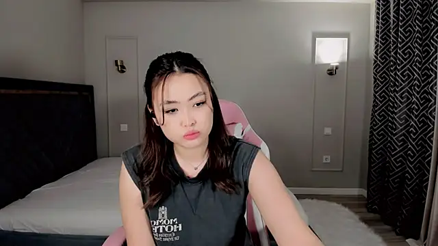 oxxx me online show from 15, 2, 2026