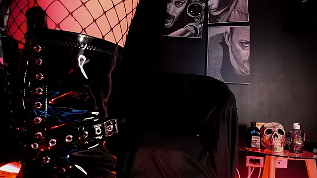 Agnes jones  online show from 8, 11, 2025