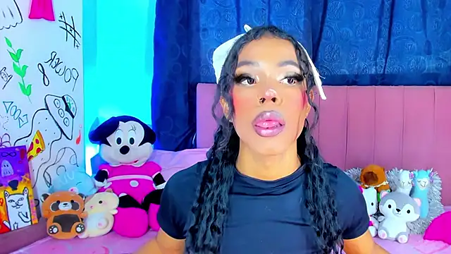 bloom444 online show from 5, 10, 2025