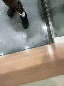 Holly Molii online show from 16, 1, 2025