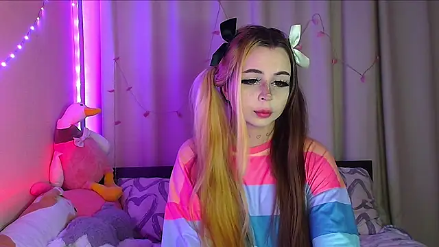 suemeow online show from 24, 2, 2025