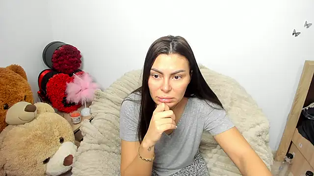 kilenyapatrice online show from 11, 2, 2026