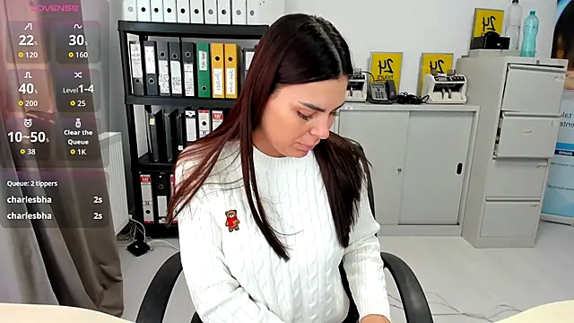 kilenyapatrice online show from 24, 11, 2025