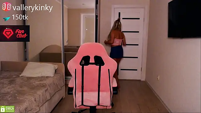 Snapshot of VelleryKinky chatting on 19, 9, 2025 VelleryKinky online show from 19, 9, 2025