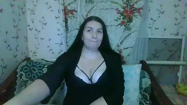 Snapshot of Zefirka_Axe chatting on 16, 12, 2025 Zefirka Axe online show from 16, 12, 2025