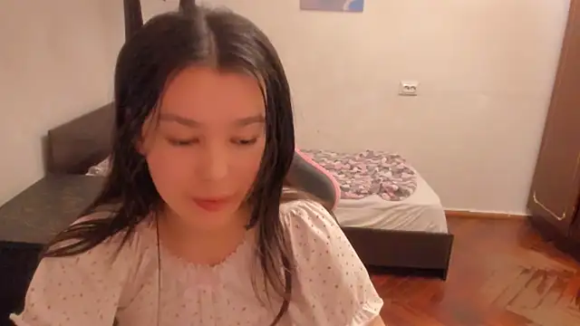 LunaXmii online show from 3, 3, 2025