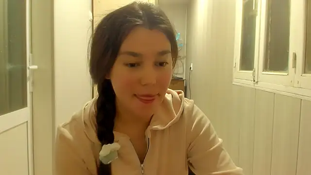 LunaXmii online show from 1, 11, 2025