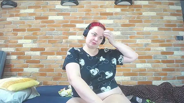 Snapshot of Lusttymommy chatting on 13, 12, 2024 Lusttymommy online show from 13, 12, 2024