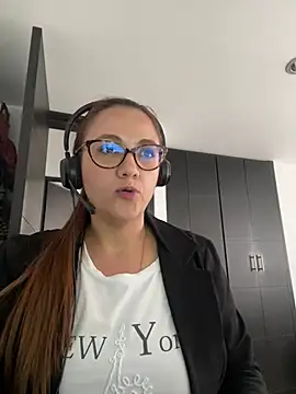 Snapshot of Shianrose chatting on 12, 2, 2025 Shianrose online show from 12, 2, 2025