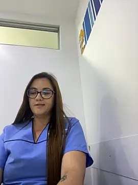 Snapshot of Shianrose chatting on 26, 11, 2025 Shianrose online show from 26, 11, 2025