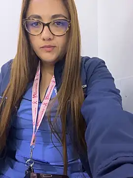 Snapshot of Shianrose chatting on 15, 10, 2025 Shianrose online show from 15, 10, 2025