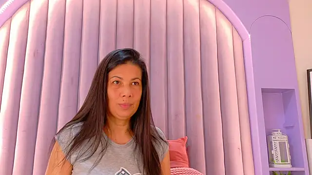 JaylaScott   online show from 28, 3, 2026