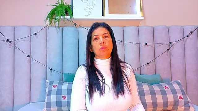 JaylaScott   online show from 19, 12, 2025