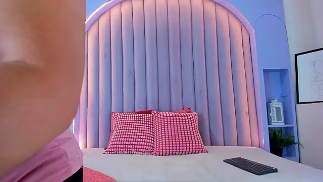 JaylaScott   online show from 17, 1, 2026