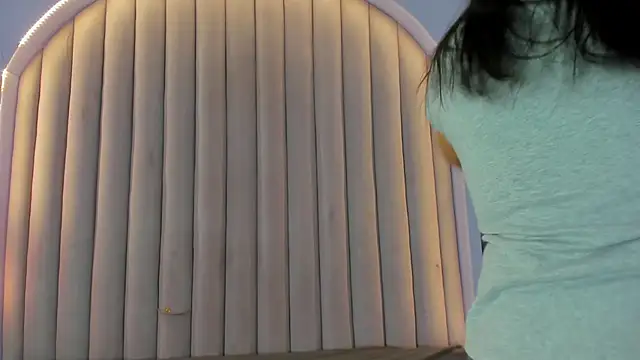 JaylaScott   online show from 28, 2, 2026